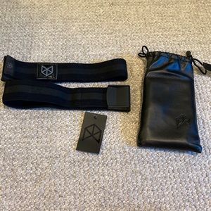 Raw gear lifting arm wrap